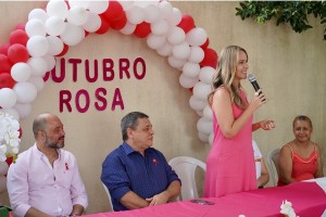 Campanha Outubro Rosa mobiliza comunidade durante encontro na secretaria de saúde