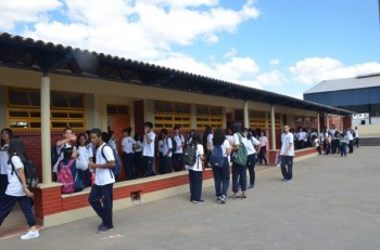2,7 mil escolas públicas participam de mobilização contra a dengue em Goiás