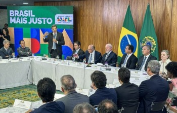 Governo envia ao Congresso projeto que amplia isenção do IR a quem ganha até R$ 5 mil