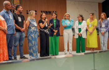 Câmara de Goianésia sedia encontro regional de apoio técnico em assistência social