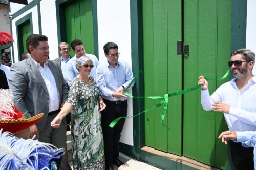 Restaurado, teatro de Pirenópolis é entregue ao governo